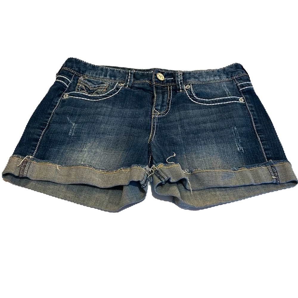 MAURICES DENIM SHORTS in size 3/4